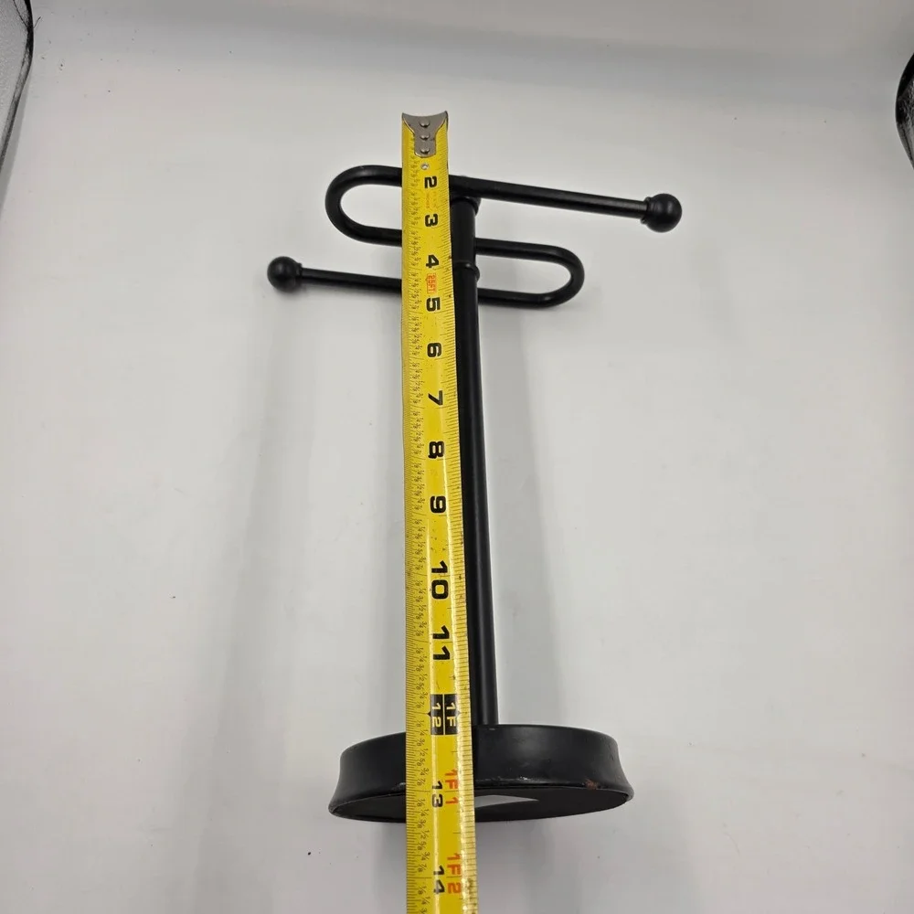 LG Sourcing Matte Black Metal S-Curve Countertop Hand Towel Holder 161316